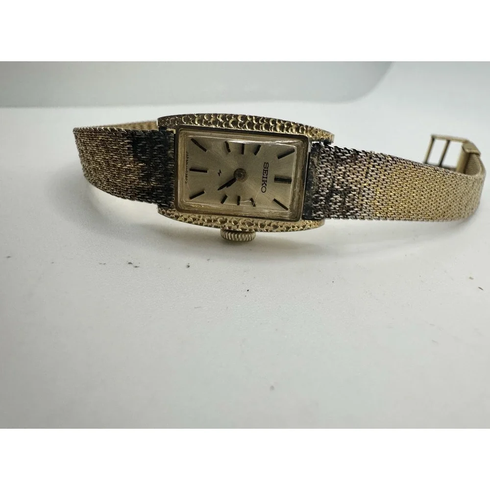Vintage Seiko Gold Tone Mesh Band Cocktail Watch Textured Bezel Untested
